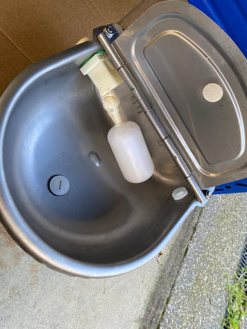 Automatic Stock Water Trough Sheep Dog Chicken Horse Cow Auto Fill Drink Bowl 4L