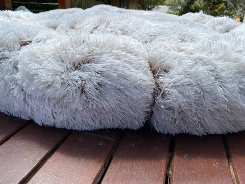 Dog Calming Bed Warm Soft Plush Round Comfy Sleeping Kennel Cave Washable