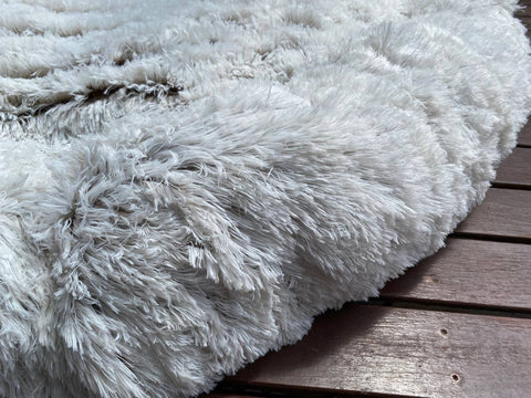 Dog Calming Bed Warm Soft Plush Round Comfy Sleeping Kennel Cave Washable