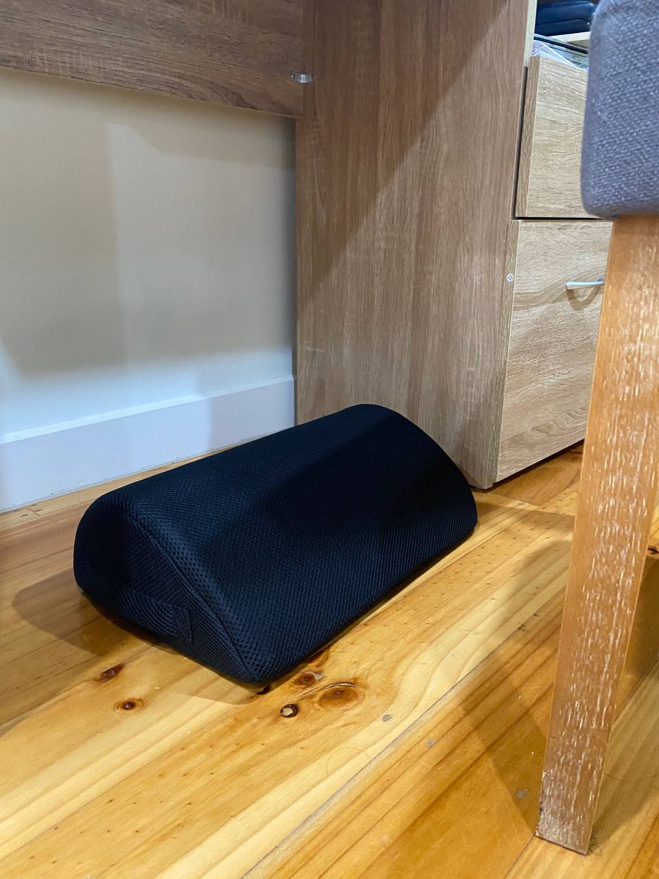 S.E. Foot Rest Stool Foot Pad Pillow Office Computer Cushion Under Desk