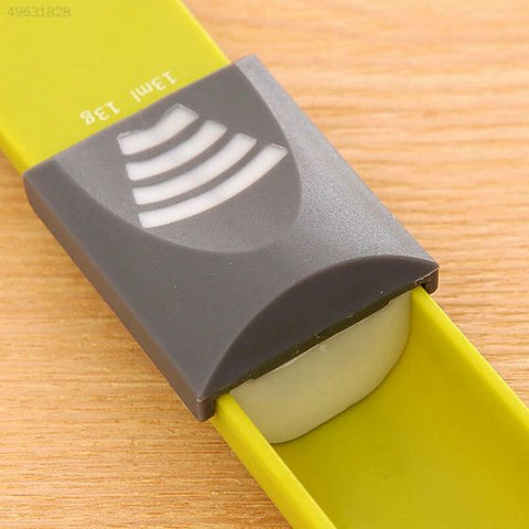 Adjustable Measuring Spoon