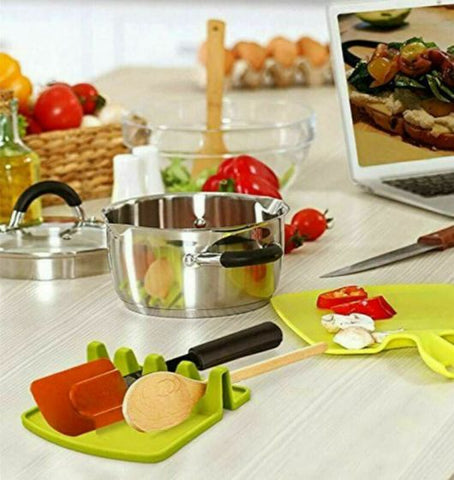 Silicone spoon holders