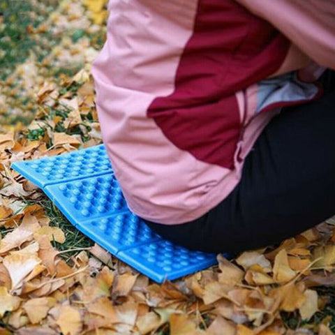 Outdoor Portable Foldable XPE Foam Cushion Waterproof Seat Pad For Outdoor Hiking and Picnic